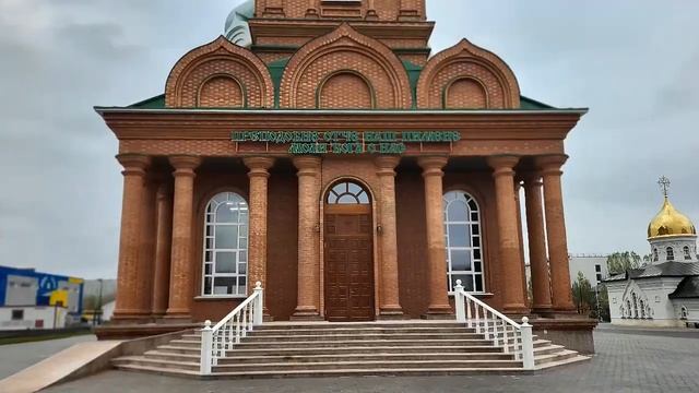 Храм Пимена Угрешского Оренбург Автор и исполнитель духовных песен священник Георгий Галахов смотреть онлайн