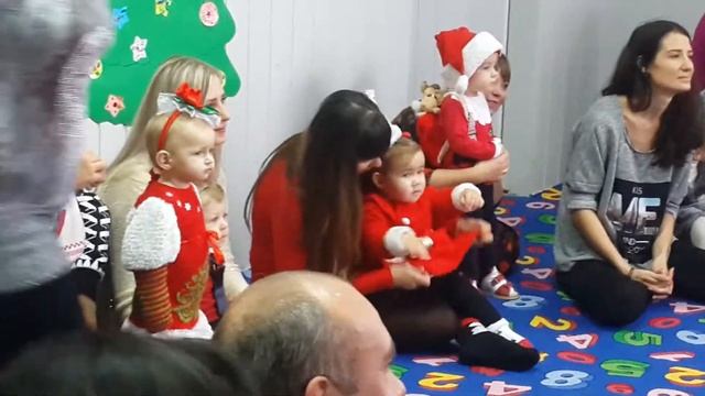 Новогодний утренник для деток 1-2 года смотреть онлайн