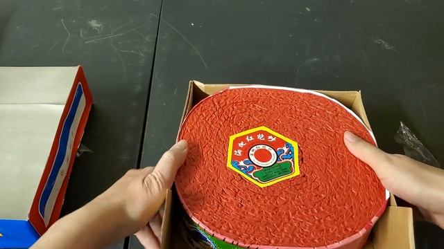 Fireworks Demo (Firecrackers) - 10,000 Tau Celebration Roll (2,492) All Red Crackers смотреть онлайн
