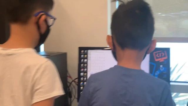 Toby - Connect 4 (Python) смотреть онлайн