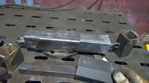 Самодельные тиски.Пошаговая инструкция по изготовлению.  Handmade vise.