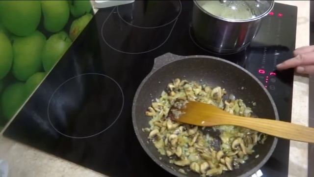 ВАТРУШКИ С КАРТОШКОЙ ГРИБАМИ. ПИРОЖКИ С КАРТОШКОЙ смотреть онлайн