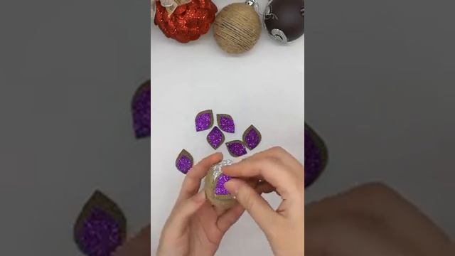 Новогодний декор своими руками/ новогодний шар на ёлку / Christmas decor / diy /felt decor/ из фетр смотреть онлайн