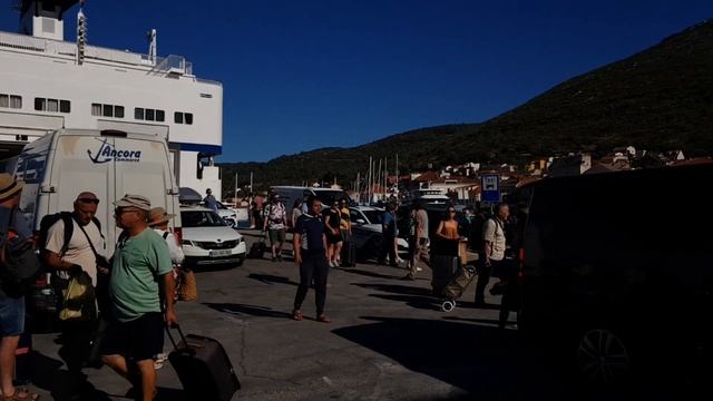 ХОРВАТИЯ. ПАРОМ JADTOLINIJA PETAR HEKTOROVIĆ - ОСТРОВ ВИС. ТУРИСТИЧЕСКИЙ СЕЗОН, КАК ЭТО ВЫГЛЯДИТ смотреть онлайн