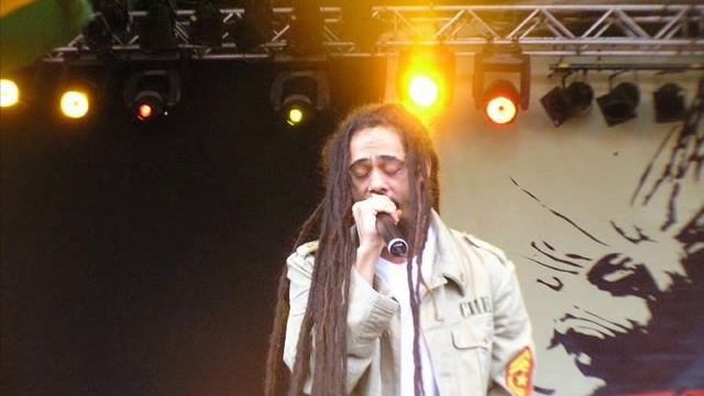 Stephen Marley Ft. Jr. Gong & Spragga Benz - Master Blaster смотреть онлайн
