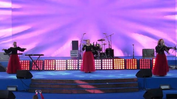 Веселей, честной народ (муз. и сл. Бэллы Чезловой) - Шоу-проект "КузьмИнишна", г. Самара