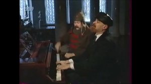 "Городок" - Ленин и Буденный (1995)