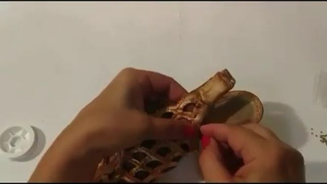 Как переделать старые босоножки. смотреть онлайн