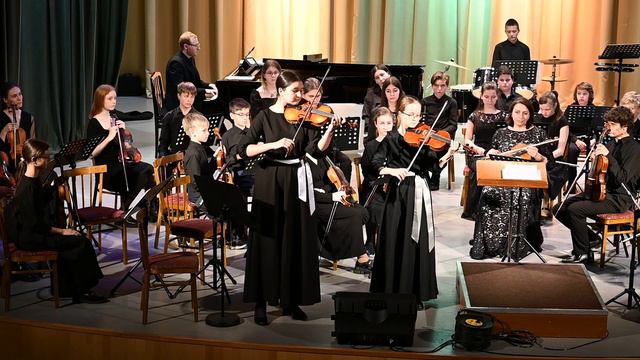 Вивальди. Концерт для 2 скрипок ля минор, 1 часть. смотреть онлайн