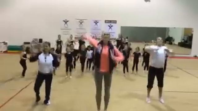 "Танцуй добро" by Burlo Gymnastics - Rhythmic Gymnastics Gym Show смотреть онлайн