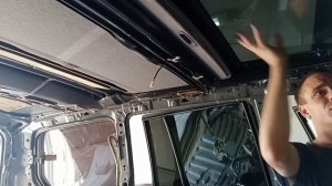 замена люка и ковролина на Toyota Land Cruiser 100 в гаражных условиях