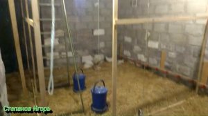 Мои бройлеры в новом сарае часть 5 заселяем кур несушек