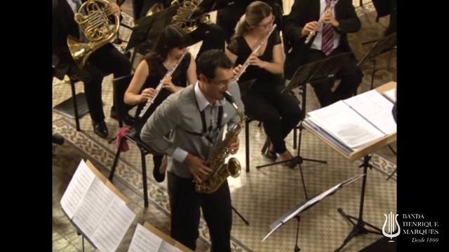 Rapsódia para saxofone alto e banda sinfônica - Andre Weignein смотреть онлайн