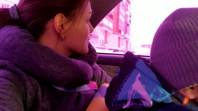 VLOG:Помады на каждый день.Тонирую волосы.Новый маникюр.Домашние дела.Наклейки на стену(14-15.02.20 смотреть онлайн