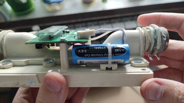 Газдевайс. РСГБ G-4. Газовый счетчик. Замена батарейки.