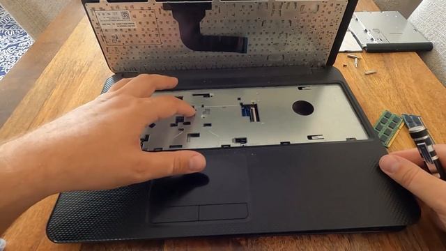 Dell Inspiron 3521 motherboard fault - resolved смотреть онлайн