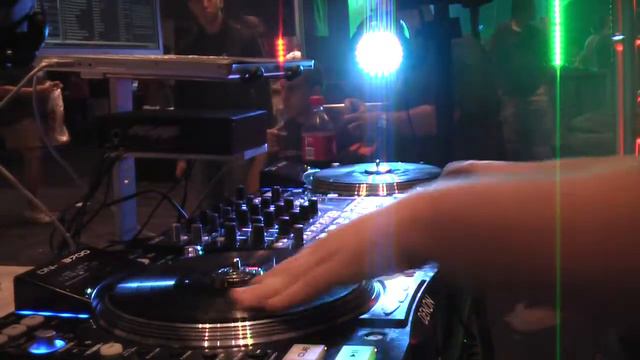 DJ A-Smooth @ International DJ Expo 2009 смотреть онлайн