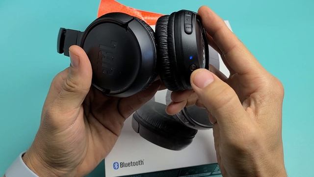JBL TUNE 510BT / 500BT Headphones: How to Factory Reset (Can't Connect or Pair?) смотреть онлайн
