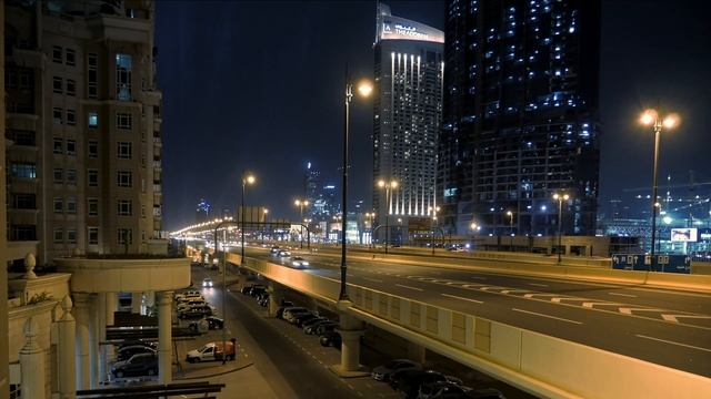 улица вечернего города / футаж / бесплатно смотреть онлайн
