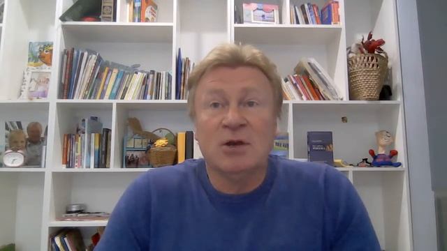 Как быть, если ребёнок капризничает только на людях? смотреть онлайн