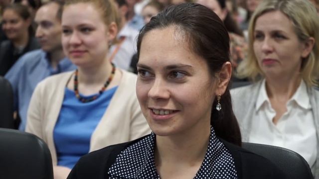 Елена Новосёлова: Как научиться жить позитивно смотреть онлайн