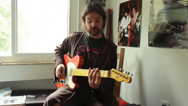 Connor's Guitar Corner Ep. 3: Vertical Finger Stretcher смотреть онлайн