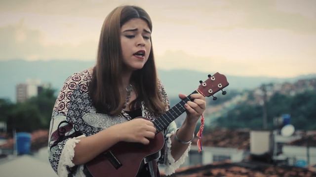 LUNA - ZOÉ (Ukelele COVER) - Silvia Monsalve смотреть онлайн