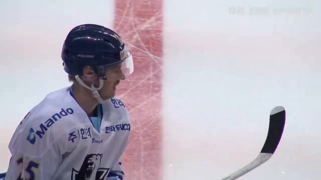 GOAL | Brock RADUNSKE | 2016. 8. 28 | Daemyung Killer Whales vs Anyang Halla смотреть онлайн