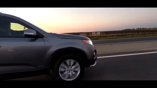 KIA 2.2 Sorento vs mitsubishi Outlander 2.4 смотреть онлайн