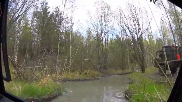 Вездеход Вольво Лапландер на бездорожье смотреть онлайн