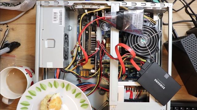 Not all SATA to IDE Adapters Are The Same смотреть онлайн
