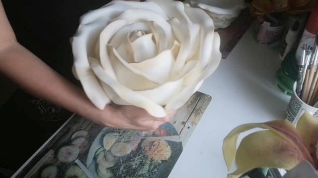 Торшер роза из изолона с полочкой МК Floor lamp rose from isolon with a shelf MK смотреть онлайн