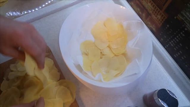 Картофельные чипсы, готовим дома смотреть онлайн