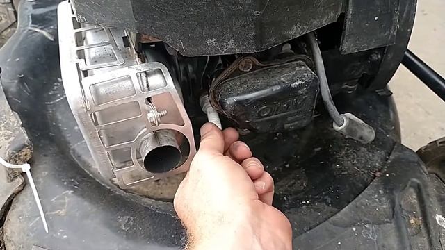 Craftsman platinum lawnmower spark plug change. Link to parts or accessories below! смотреть онлайн