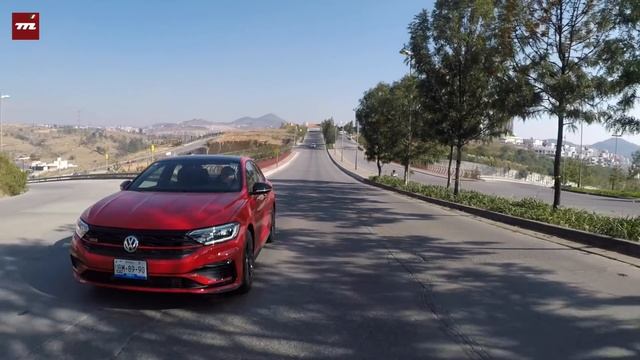 Volkswagen Jetta GLI 2019, a prueba: el ídolo de México en su faceta racing смотреть онлайн