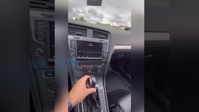 Volkswagen e-Golf смотреть онлайн