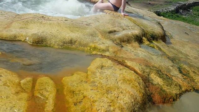 Горячие источники в Арцахе смотреть онлайн