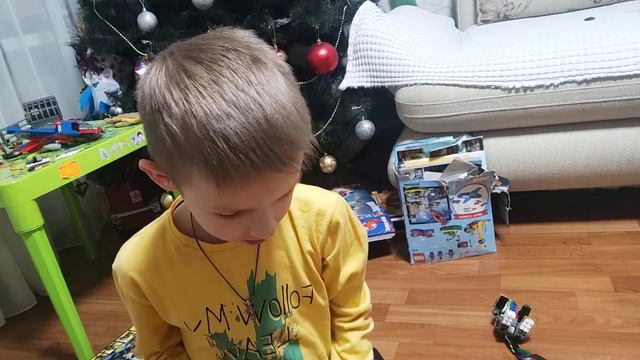 Лего динозавры Птеродактиль, Трицераптор, Брахиазавр и Динозавр Рекс смотреть онлайн