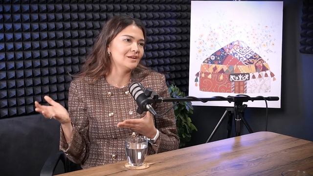 Жазира Алиева: Как открыть мусульманский магазин в самой большой мечети Центральной Азии смотреть онлайн