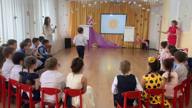 Утренник 8 марта смотреть онлайн