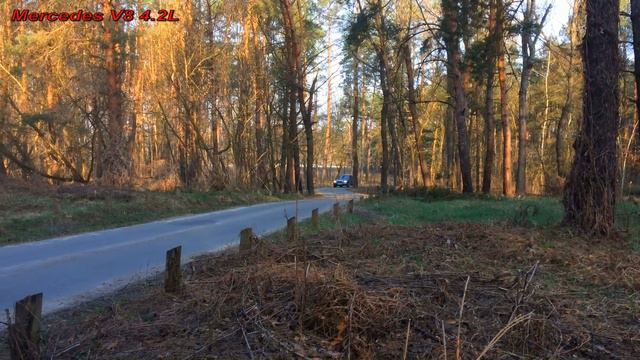 Mercedes-Benz V8 4,2L смотреть онлайн