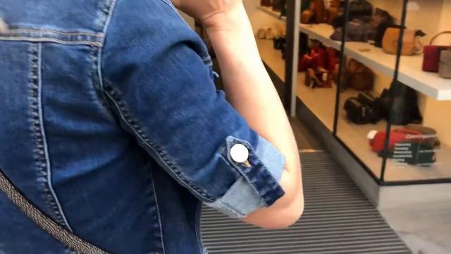 ВЛОГ👸Большие кактусы🌵Дочь купила классную сумочку👜 смотреть онлайн