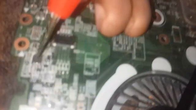 How to troubleshoot Laptop motherboard charging ic смотреть онлайн