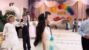 Прощальный выпускной вальс 2022!!!МАДОУ детский сад № 4 «Одуванчик»группа №9.