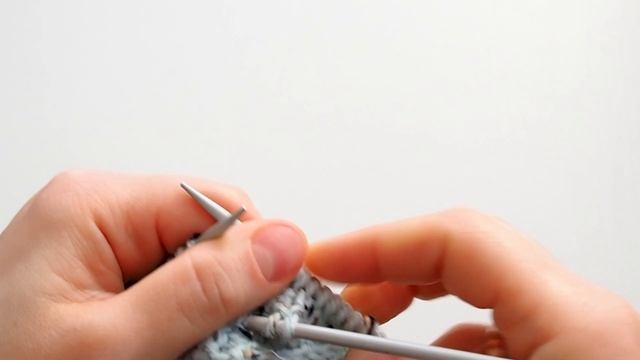Вяжем спицами НЕВЕРОЯТНО КРАСИВУЮ ФИГУРНУЮ КОСУ смотреть онлайн