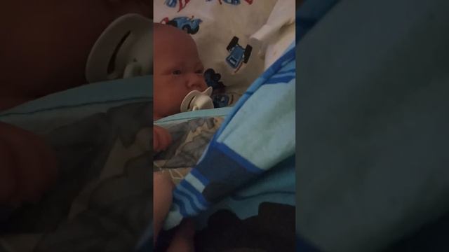 скоро распаковка /мне 8 лет? меня хейтят? смотреть онлайн