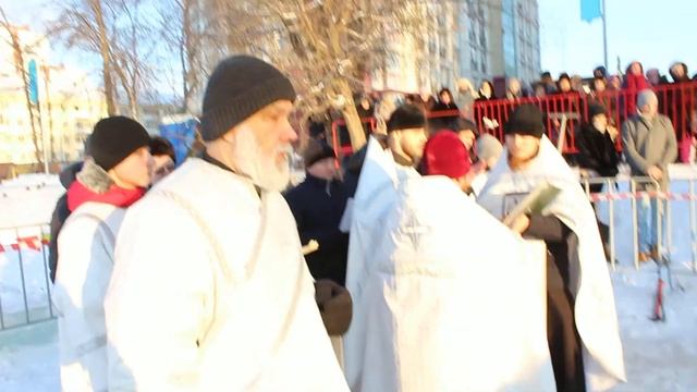 Освящение иордани на Солдатском озере 19 января 2018 года смотреть онлайн
