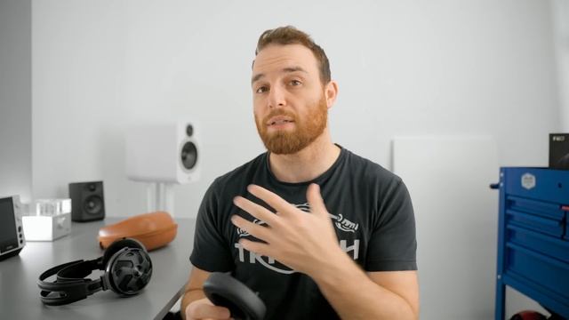 FiiO Makes A Open Back Headphones!? FiiO FT3 Review смотреть онлайн