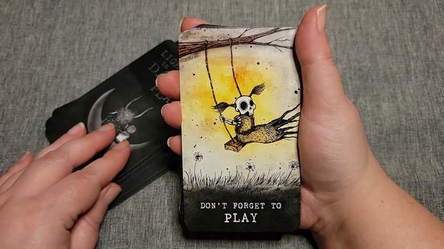 Lights in Dark Places Oracle Fast Flip, Kickstarter смотреть онлайн