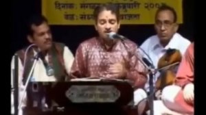 Баджан «Бхавани Даяни», посвящённый Шри Матаджи,  в исполнении пандита Б.Субраманьяма. Рага Бхайрав